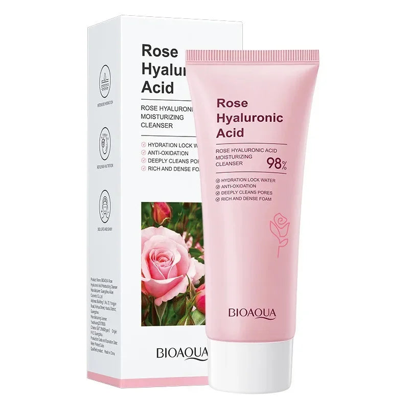 "Nettoyant Moussant pour le Visage à l'Acide Hyaluronique et à la Rose